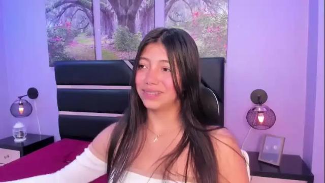 Image 3 of kimberlyvillalobos Stream on Chaturbate on 19 days ago
