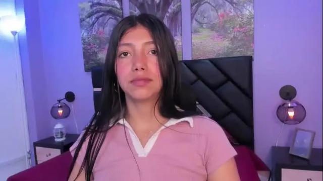 Image 4 of kimberlyvillalobos Stream on Chaturbate on 14 days ago