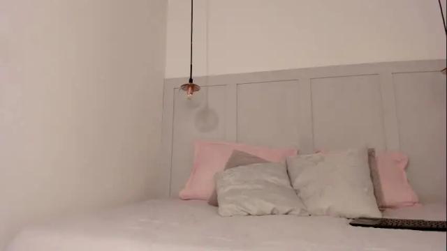 Image 8 of kimblair_ Stream on Chaturbate on 6 months ago