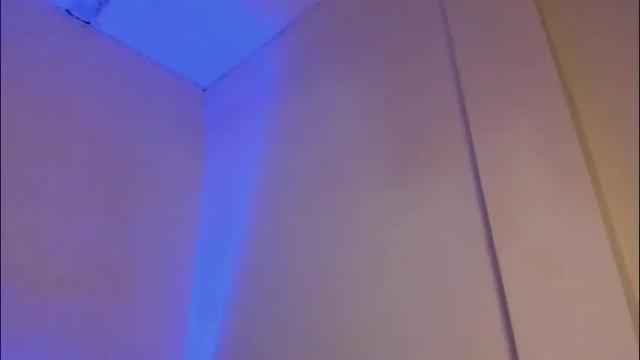 Image 7 of kimblair_ Stream on Chaturbate on 1 month ago