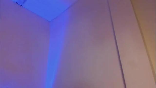 Image 8 of kimblair_ Stream on Chaturbate on 1 month ago