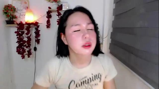 Image 10 of kimbratx Stream on Chaturbate on 1 month ago