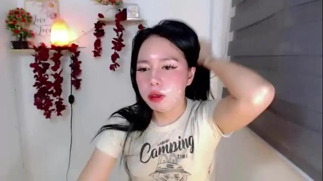 Image 11 of kimbratx Stream on Chaturbate on 1 month ago