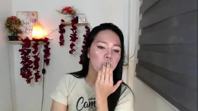 Image 2 of kimbratx Stream on Chaturbate on 1 month ago