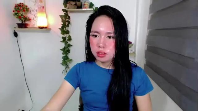 Image 4 of kimbratx Stream on Chaturbate on 1 month ago