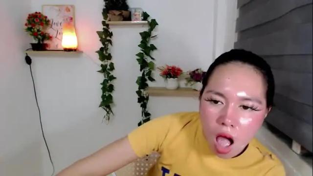 Image 4 of kimbratx Stream on Chaturbate on 1 month ago