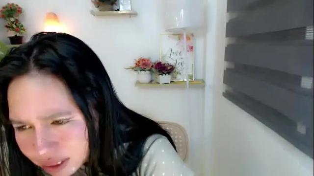 Image 10 of kimbratx Stream on Chaturbate on 1 month ago
