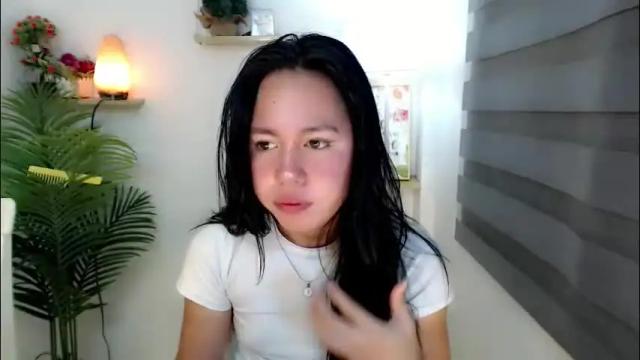 Thumbnail 1, kimbratx's Stream at Chaturbate, 1 month ago