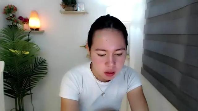 Image 6 of kimbratx Stream on Chaturbate on 1 month ago
