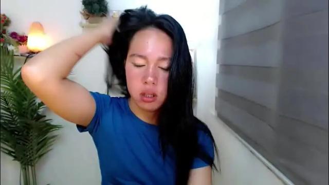 Image 12 of kimbratx Stream on Chaturbate on 9 days ago