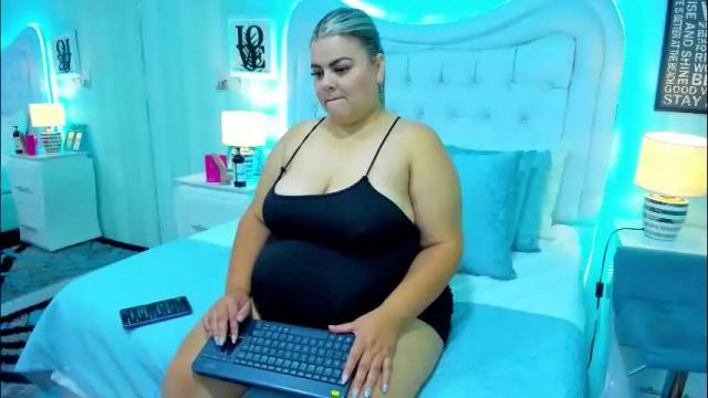 Image 10 of kimbrookss Stream on Chaturbate on 1 month ago