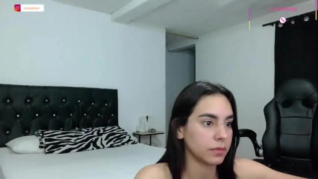 Image 8 of kimcandy_ Stream on Chaturbate on 3 months ago