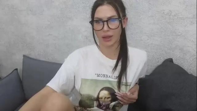 Image 3 of kimdavisbaby Stream on Chaturbate on 15 days ago