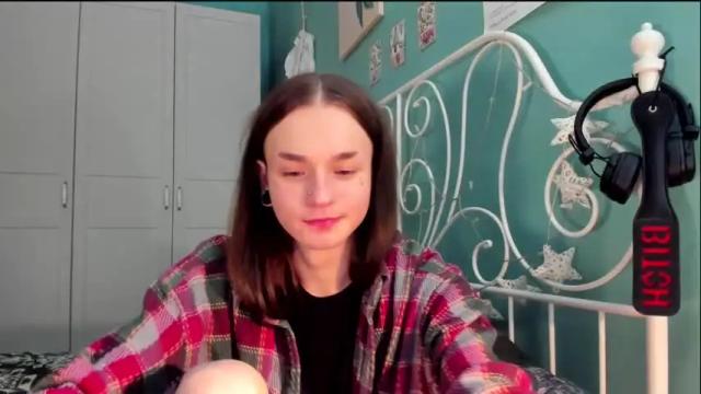 Image 12 of kimdumryn Stream on Chaturbate on 20 months ago