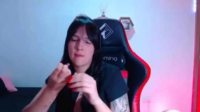 Image 7 of kimflexible_ Stream on Chaturbate on 18 months ago