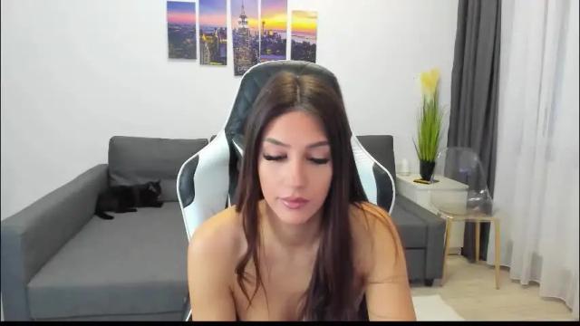 Image 10 of kimi_ivy Stream on Chaturbate on 13 days ago