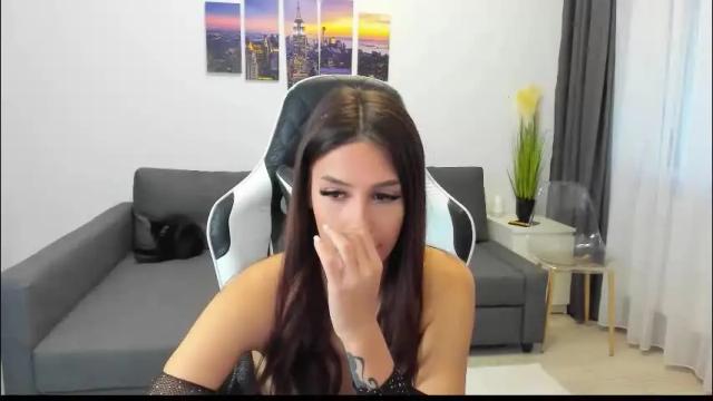 Image 12 of kimi_ivy Stream on Chaturbate on 13 days ago