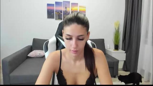 Image 3 of kimi_ivy Stream on Chaturbate on 5 days ago