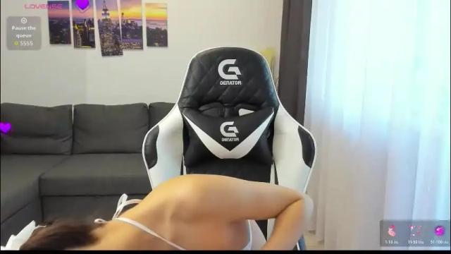 Image 6 of kimi_ivy Stream on Chaturbate on 3 days ago