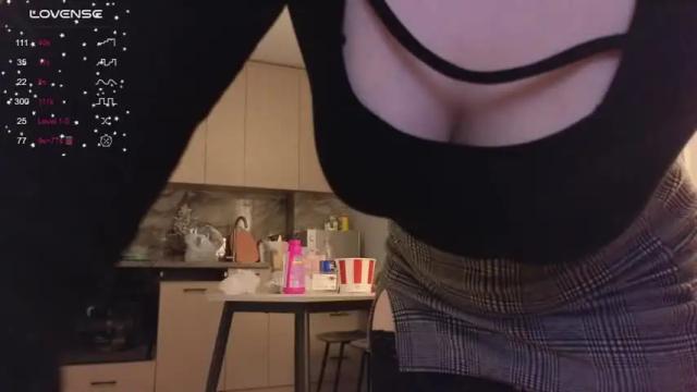 Image 2 of kimi_kay Stream on Chaturbate on 9 months ago