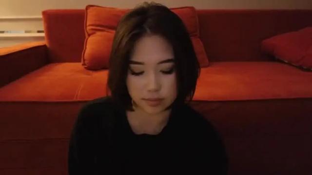 Image 2 of kimi_kay Stream on Chaturbate on 12 months ago