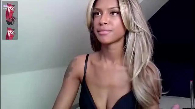Image 2 of kimihoney_ Stream on Chaturbate on 2 months ago
