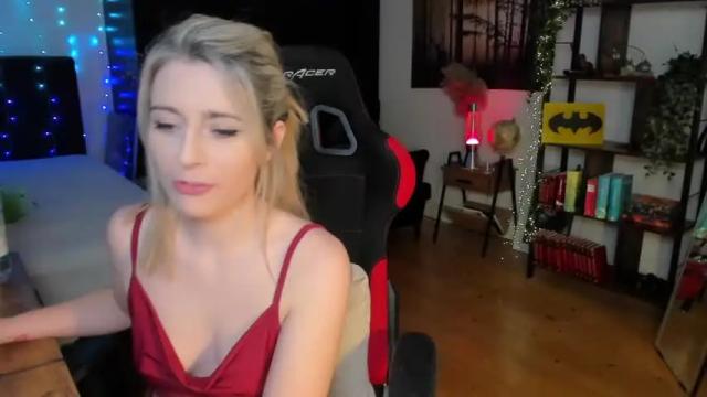 Image 6 of kimilee22 Stream on Chaturbate on 13 months ago