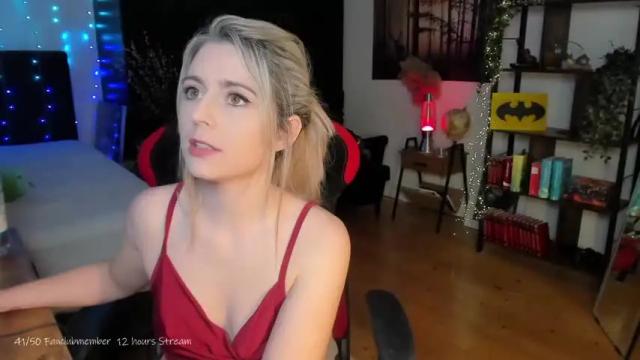 Image 8 of kimilee22 Stream on Chaturbate on 13 months ago