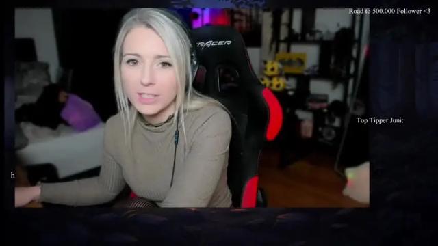 Image 7 of kimilee22 Stream on Chaturbate on 1 month ago