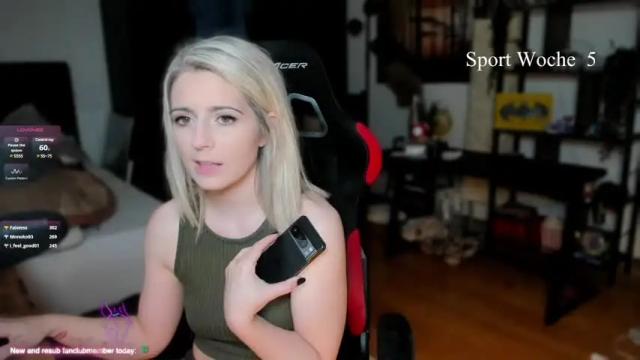Image 2 of kimilee22 Stream on Chaturbate on 12 days ago