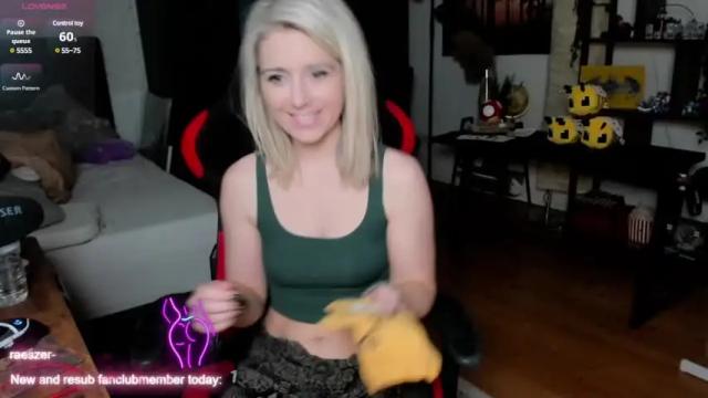 Image 8 of kimilee22 Stream on Chaturbate on 10 days ago