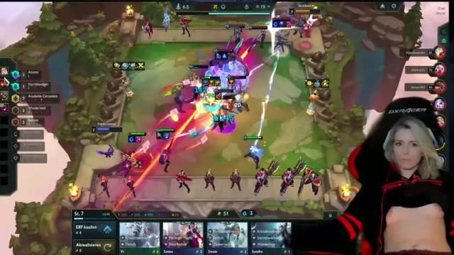 Image 7 of kimilee22 Stream on Chaturbate on 1 month ago