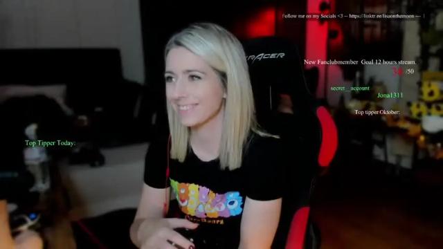 Image 11 of kimilee22 Stream on Chaturbate on 1 month ago