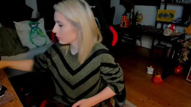 Image 4 of kimilee22 Stream on Chaturbate on 9 days ago