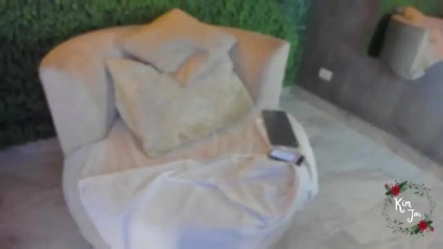 Image 4 of kimjoi_ Stream on Chaturbate on 14 months ago