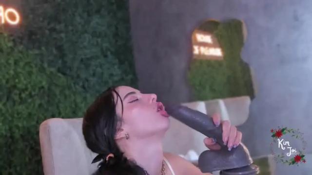 Image 11 of kimjoi_ Stream on Chaturbate on 13 months ago