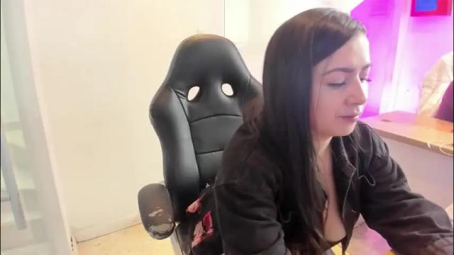 Thumbnail 1, kimkalifa's Stream at Chaturbate, 1 month ago