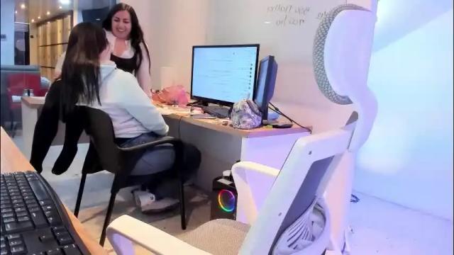 Image 2 of kimkalifa Stream on Chaturbate on 24 days ago