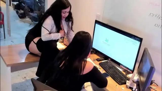 Image 7 of kimkalifa Stream on Chaturbate on 24 days ago