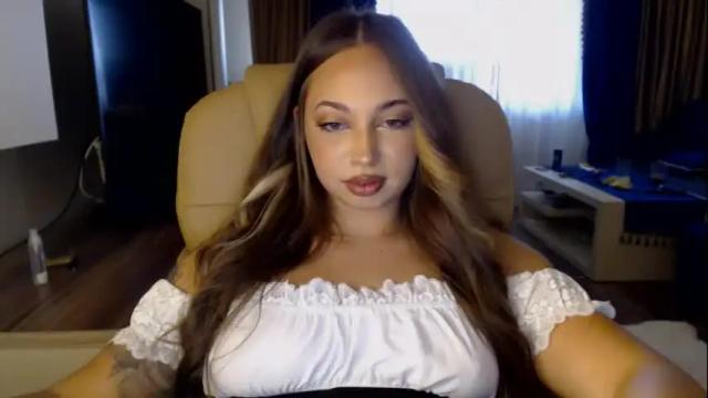Thumbnail 1, kimlee4's Stream at Chaturbate, 1 month ago