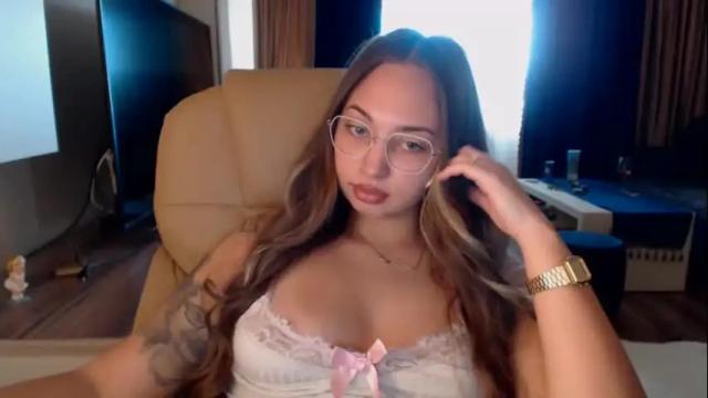Image 6 of kimlee4 Stream on Chaturbate on 1 month ago