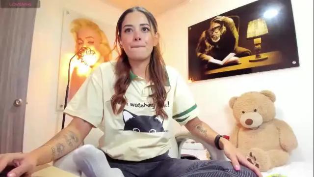 Image 4 of kimmberly_saenz_ Stream on Chaturbate on 27 days ago