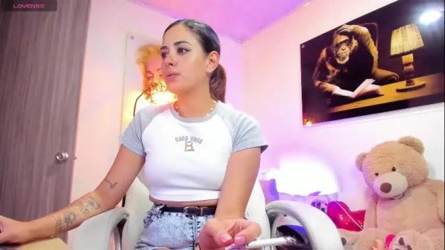 Image 12 of kimmberly_saenz_ Stream on Chaturbate on 25 days ago