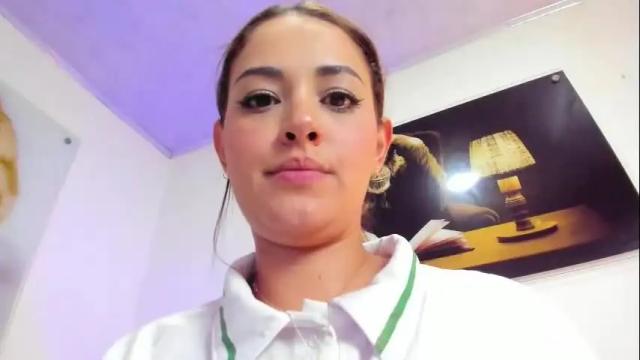 Image 12 of kimmberly_saenz_ Stream on Chaturbate on 2 months ago
