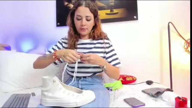 Image 2 of kimmberly_saenz_ Stream on Chaturbate on 1 month ago
