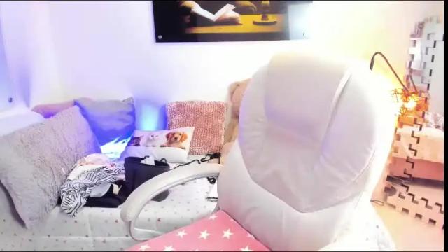 Image 6 of kimmberly_saenz_ Stream on Chaturbate on 1 month ago