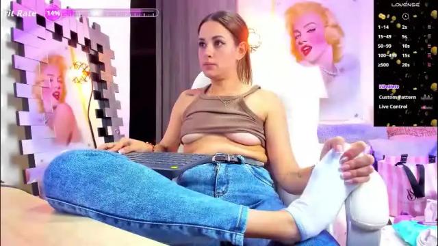 Thumbnail 3, kimmberly_saenz_'s Stream at Chaturbate, 1 day ago