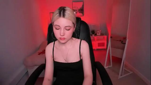 Thumbnail 1, kimmie_shine's Stream at Chaturbate, 1 month ago
