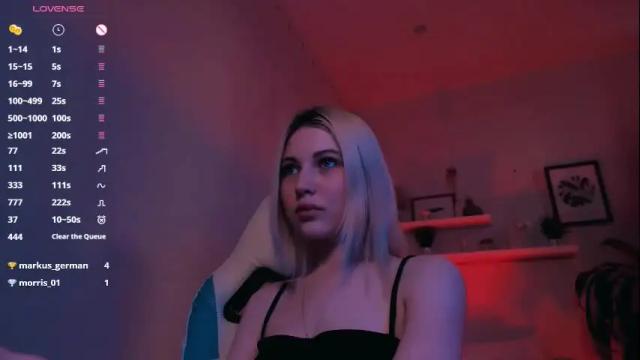 Image 10 of kimmie_shine Stream on Chaturbate on 27 days ago