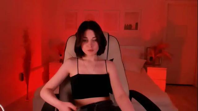 Image 7 of kimmie_shine Stream on Chaturbate on 11 days ago